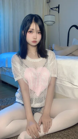 《专属衬衫雪糕》｜洛桑w伊梓 · 37张写真