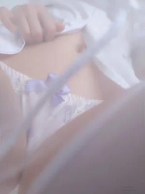 《白护士》｜眼酱大魔王w · 19张写真