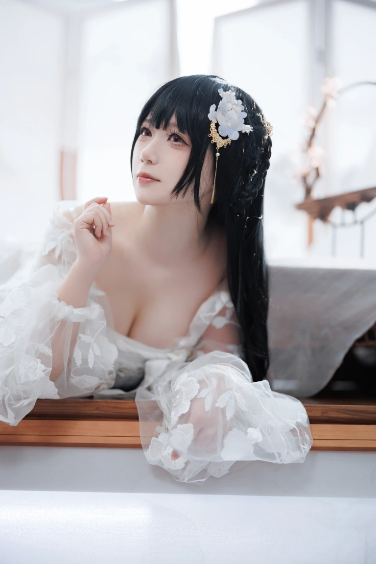《逸仙 膏发凝脂》｜樱落酱w · 31张写真