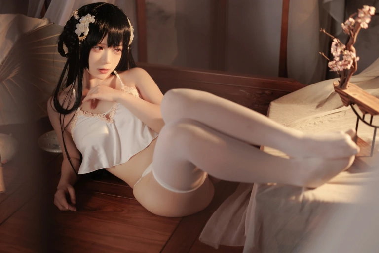 《逸仙 膏发凝脂》｜樱落酱w · 31张写真