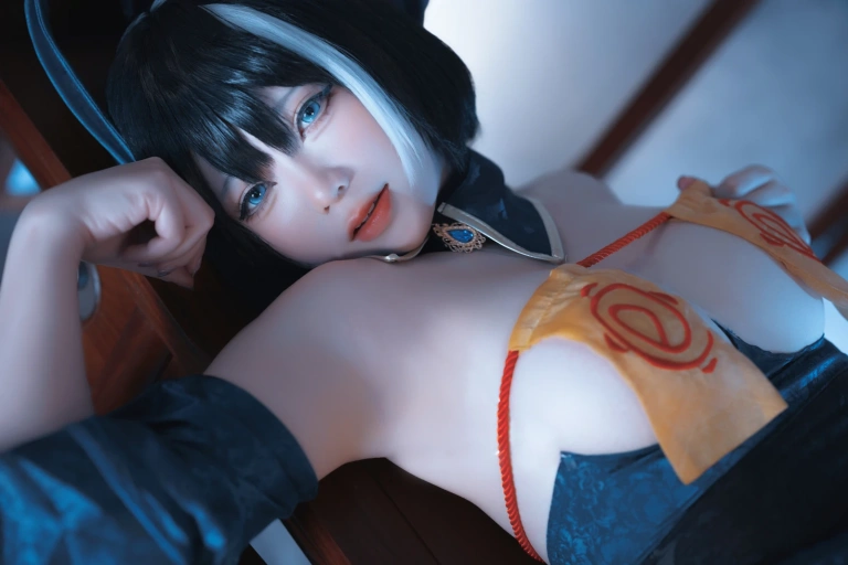 《碧蓝航线 华甲僵尸》｜樱落酱w · 38张写真