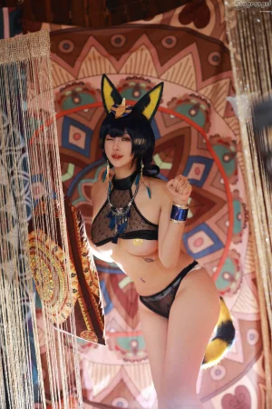 《埃及猫》｜小容仔咕咕咕w · 61张写真、1 个视频