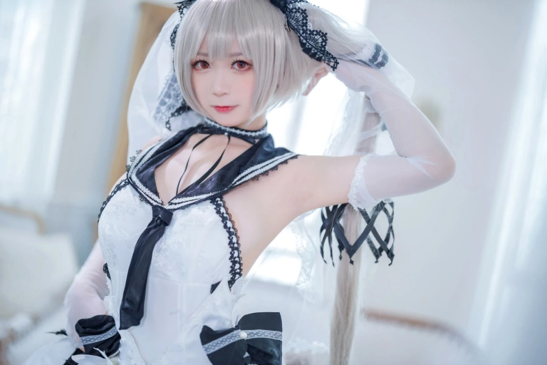 《碧蓝航线 可畏礼服》｜樱落酱w · 20张写真