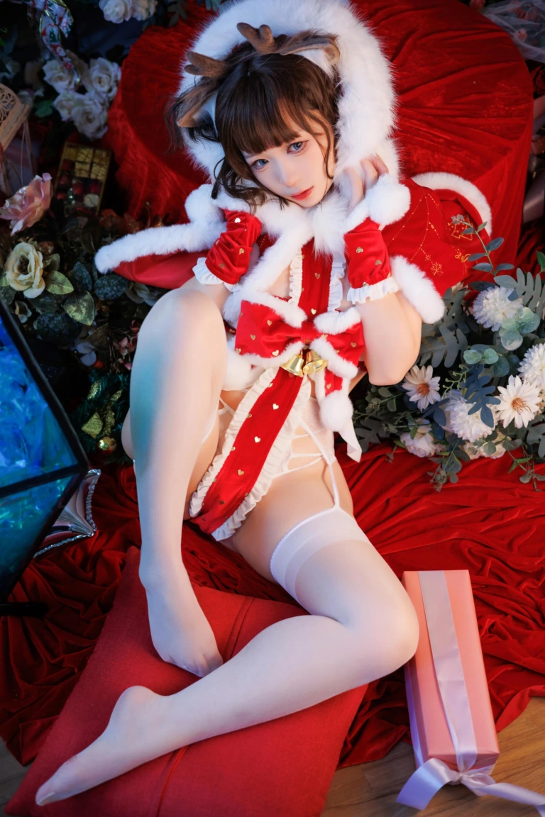 《圣诞小鹿》｜樱落酱w · 28张写真