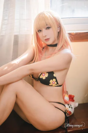《喜多川海梦》｜小容仔咕咕咕w · 54张写真