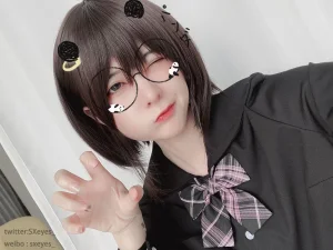 《VOL.15 双马尾黑丝》｜眼酱大魔王w · 22张写真