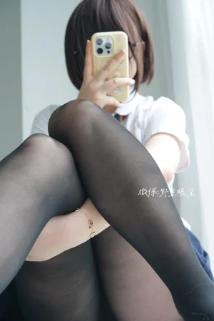 《Fantia 2025年06月会员合集》｜眼酱大魔王w · 35张写真、1 个视频