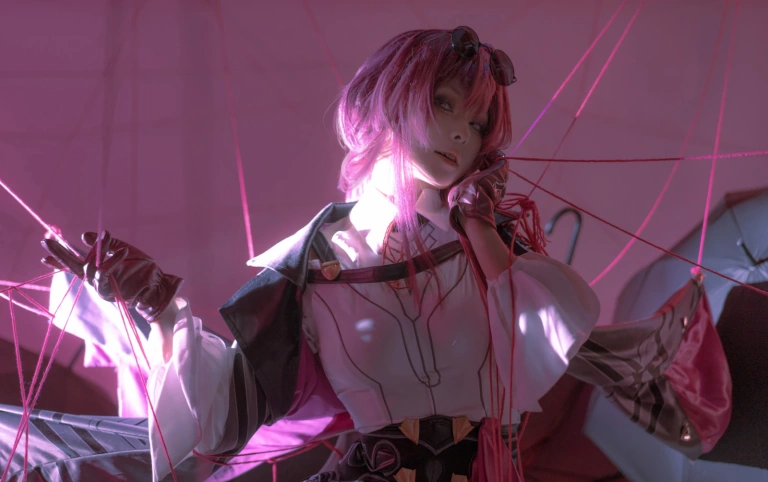《卡芙卡》｜w百合欧皇子w · 15张写真