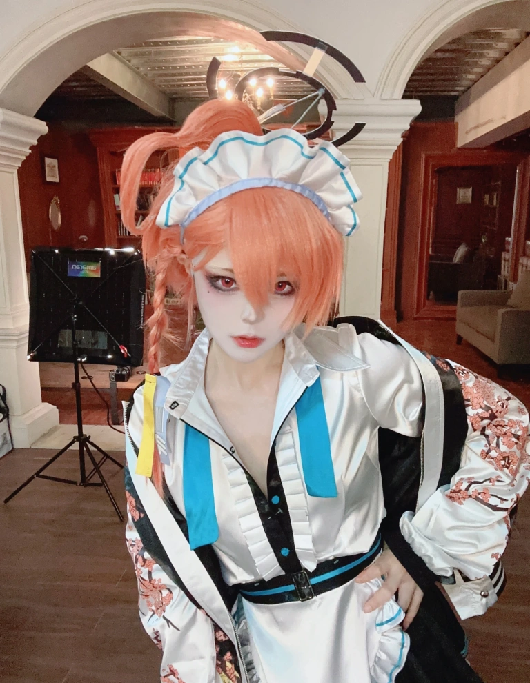 《美甘妮露》｜w百合欧皇子w · 26张写真