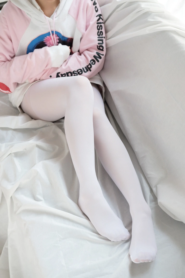 《X-009》｜森萝财团 · 120张写真、1 个视频