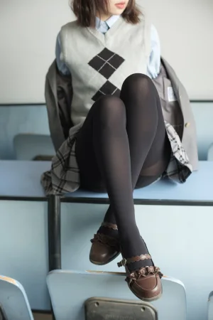 《X-014》｜森萝财团 · 123张写真、1 个视频