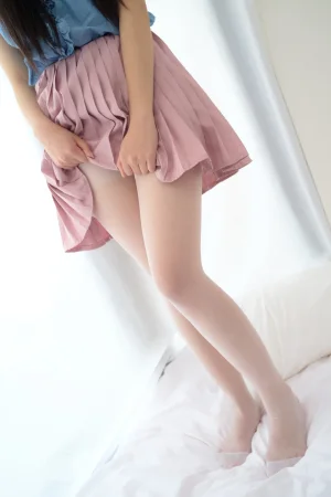 《X-019》｜森萝财团 · 107张写真、1 个视频