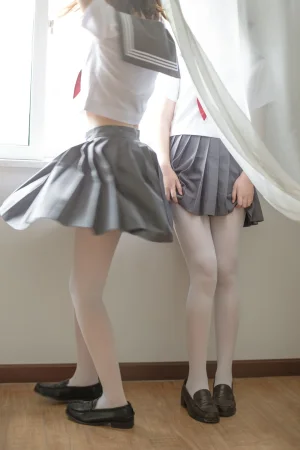 《X-025》｜森萝财团 · 131张写真、1 个视频