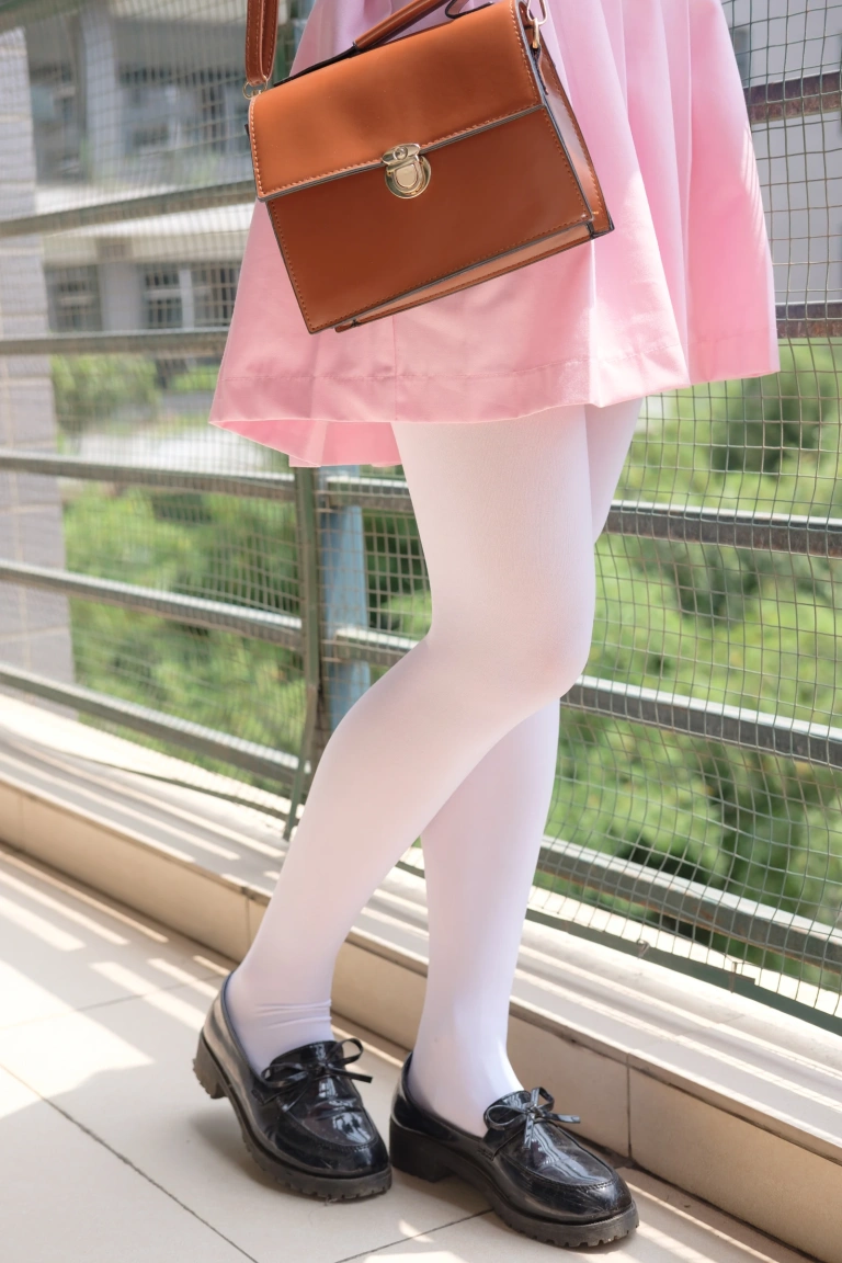 《X-026》｜森萝财团 · 113张写真、1 个视频