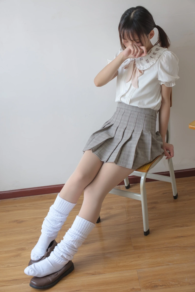 《X-033》｜森萝财团 · 102张写真、1 个视频