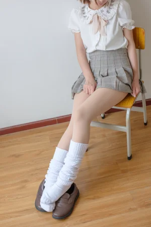 《X-033》｜森萝财团 · 102张写真、1 个视频