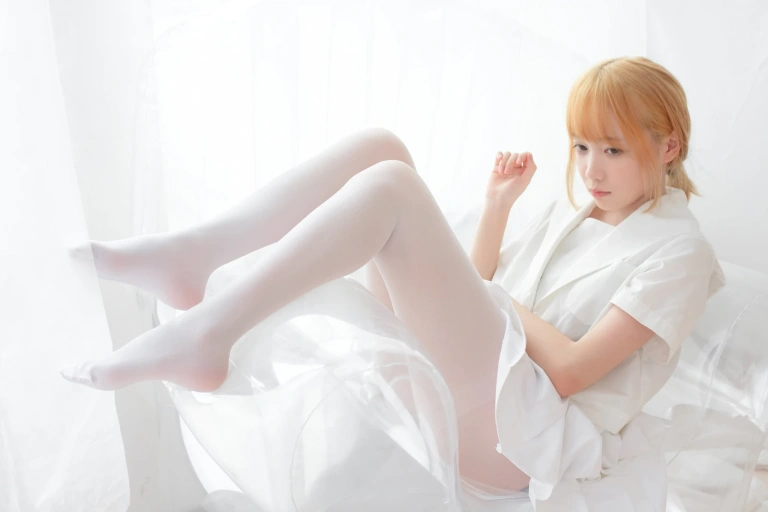 《X-038》｜森萝财团 · 116张写真、1 个视频