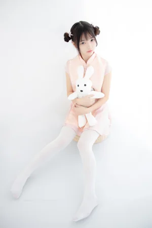 《X-052》｜森萝财团 · 66张写真、1 个视频