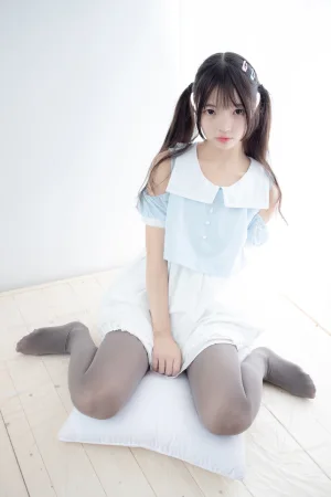《X-054》｜森萝财团 · 86张写真、1 个视频
