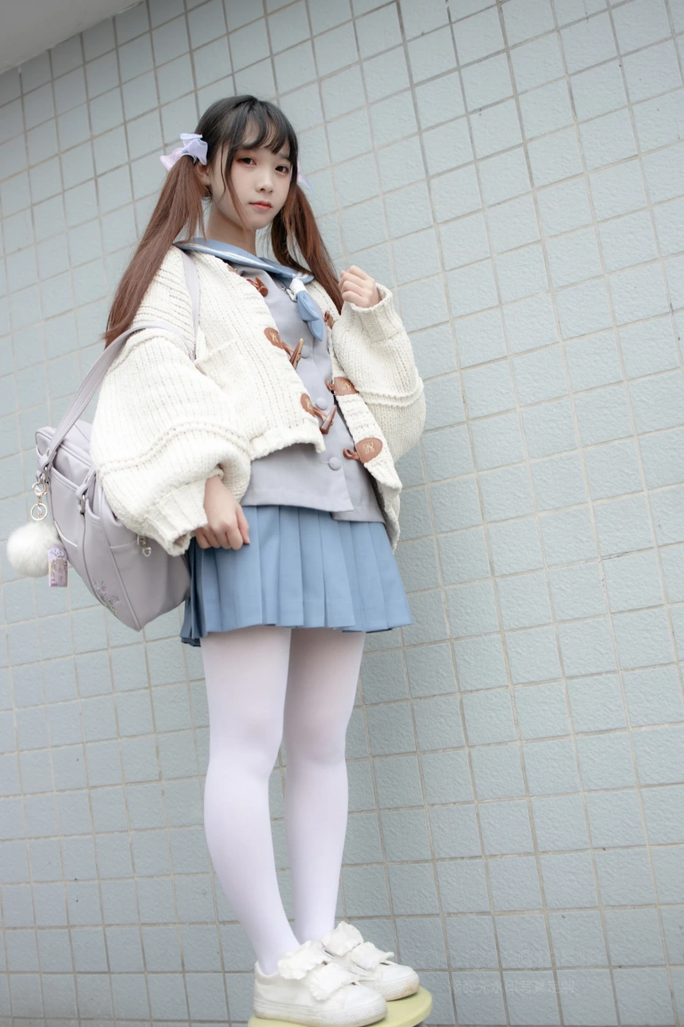 《X-061》｜森萝财团 · 65张写真、1 个视频