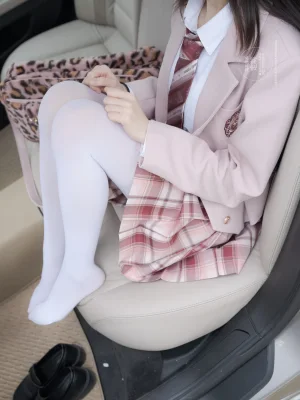 《Y-002》｜紧急企划 · 108张写真