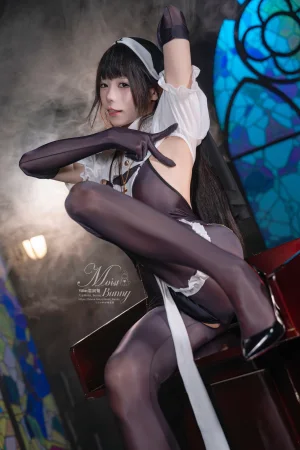 《布道圣女&Abracadabra·傲慢扭胯舞 [72P1V-1.71GB]》｜Yiko湿润兔 · 73张写真、1 个视频