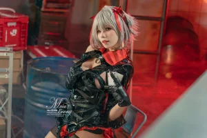 《愚夜密函-W [71P1V-1.29GB]》｜Yiko湿润兔 · 71张写真、1 个视频