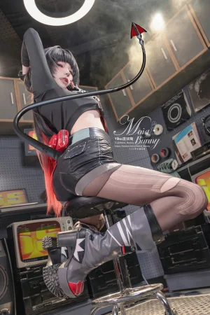 《查无此人-简·杜&Mr.TAXI [140P4V-3.30GB]》｜Yiko湿润兔 · 141张写真、4 个视频
