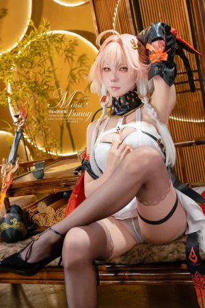 《炽羽策阵星-长离&繁花 [111P4V-3.57GB]》｜Yiko湿润兔 · 112张写真、5 个视频