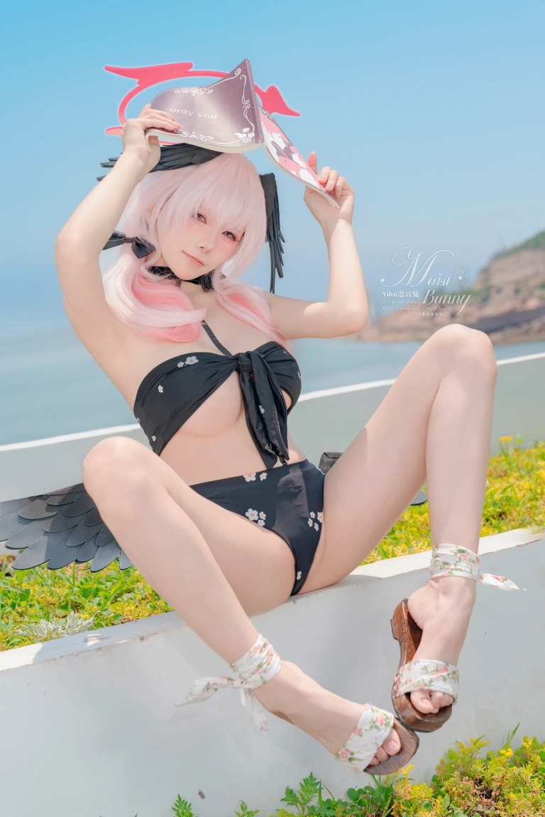 《下江小春 泳装 [96P2V-2.4GB]》｜Yiko湿润兔 · 96张写真、2 个视频