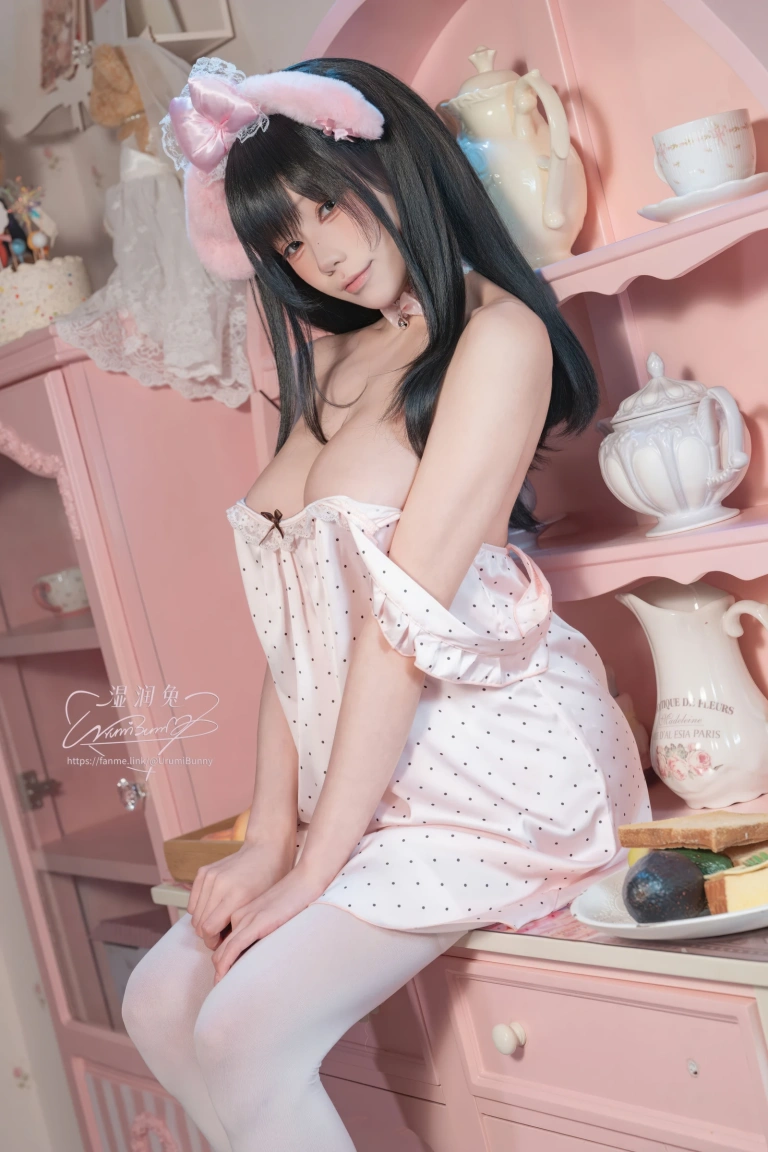 《2026年04月 晚安少女》｜Yiko湿润兔 · 118张写真、3 个视频