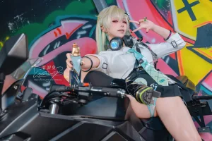 《2026年05月 鸣潮 琳奈》｜Yiko湿润兔 · 122张写真、2 个视频