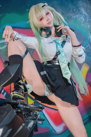 《2026年05月 鸣潮 琳奈》｜Yiko湿润兔 · 122张写真、2 个视频