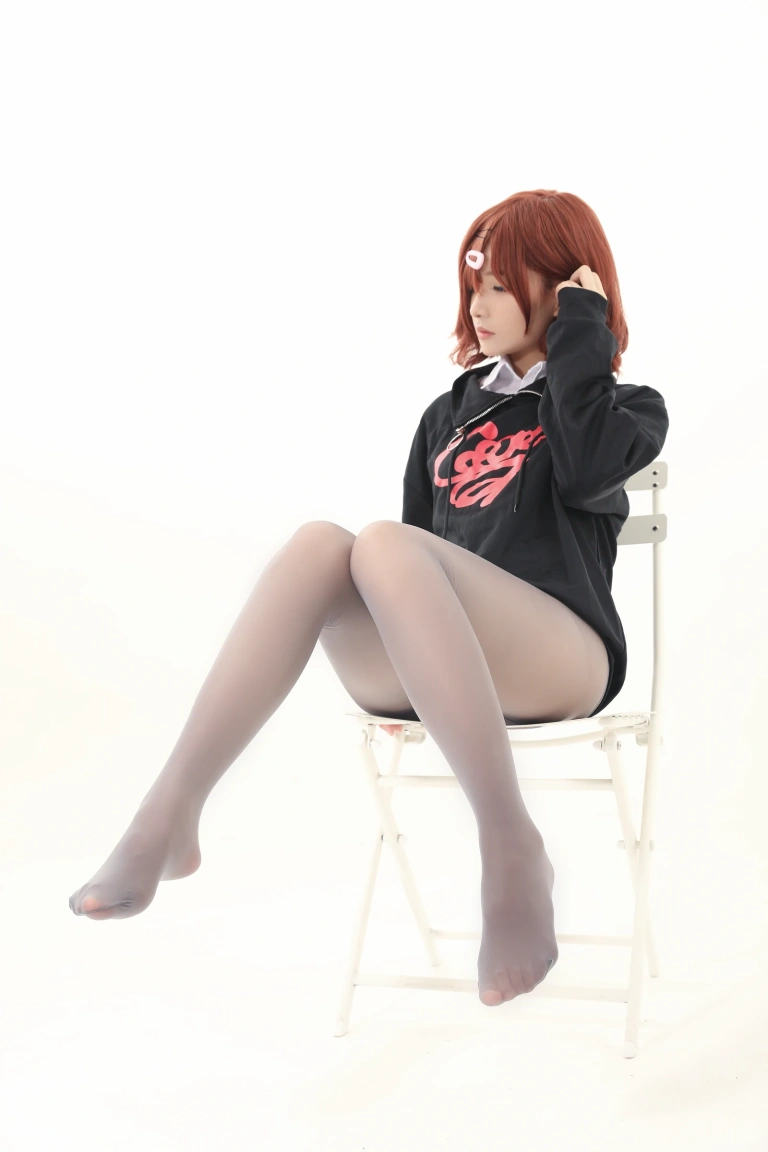 《樋口円香灰丝》｜幼愛Youmeko · 25张写真
