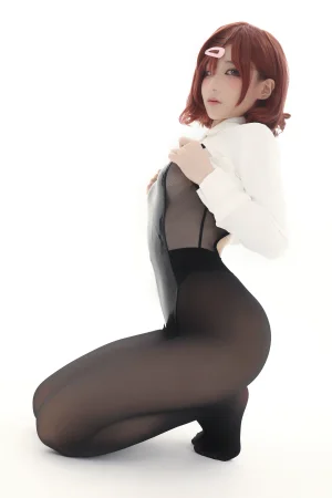 《樋口円香竞泳灰丝》｜幼愛Youmeko · 29张写真