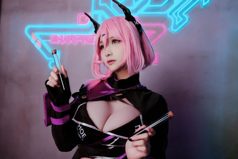 《泰丝 TESS Set [Erophone]》｜幼愛Youmeko · 18张写真