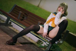 《小琪舞JK制服》｜幼愛Youmeko · 48张写真、1 个视频