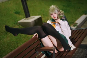 《小琪舞JK制服》｜幼愛Youmeko · 48张写真、1 个视频