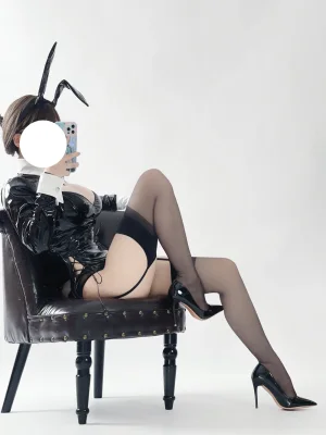 《皮衣兔女郎》｜幼愛Youmeko · 28张写真