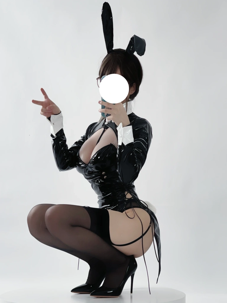 《皮衣兔女郎》｜幼愛Youmeko · 28张写真